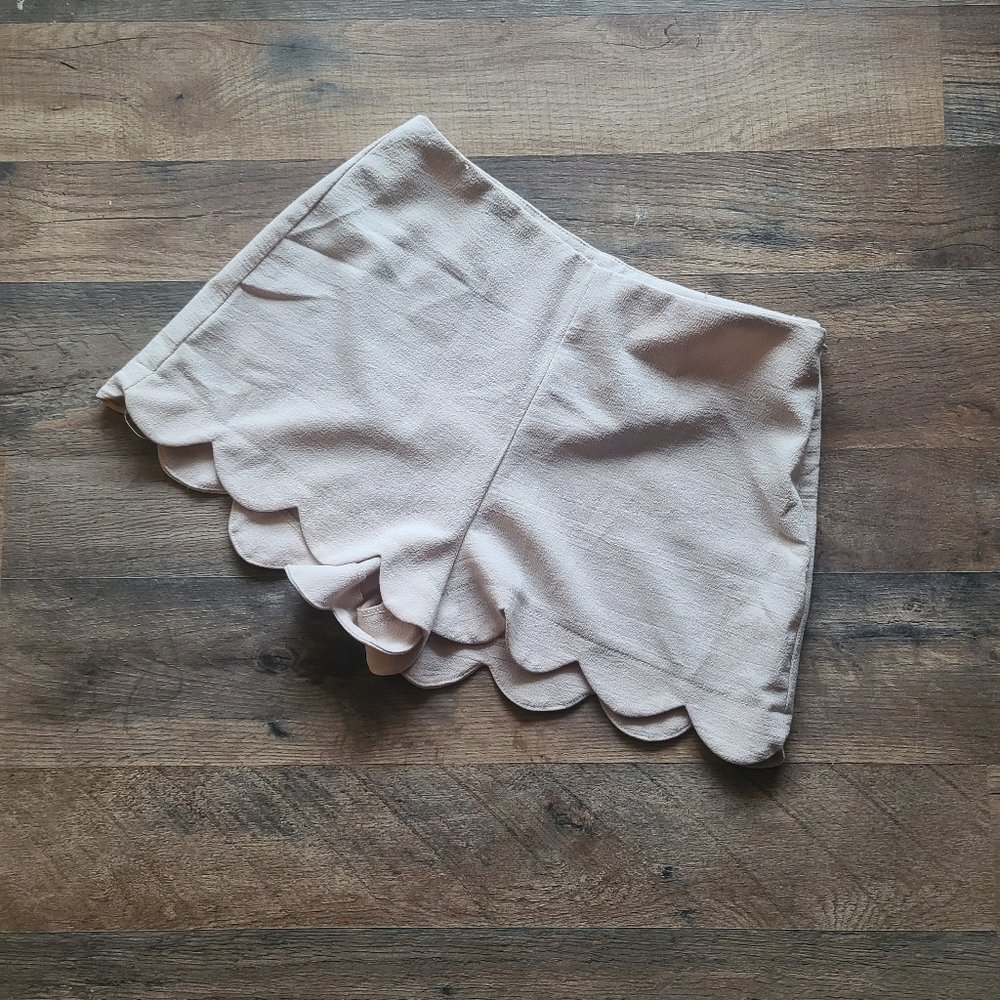 Tan/white dress shorts